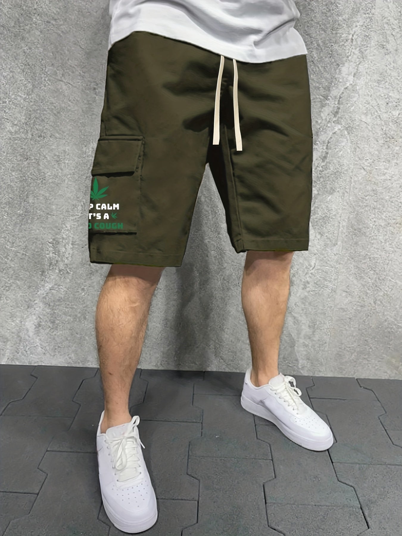 Men's Letter And Leaves Graphic Casual Sports Cargo Shorts