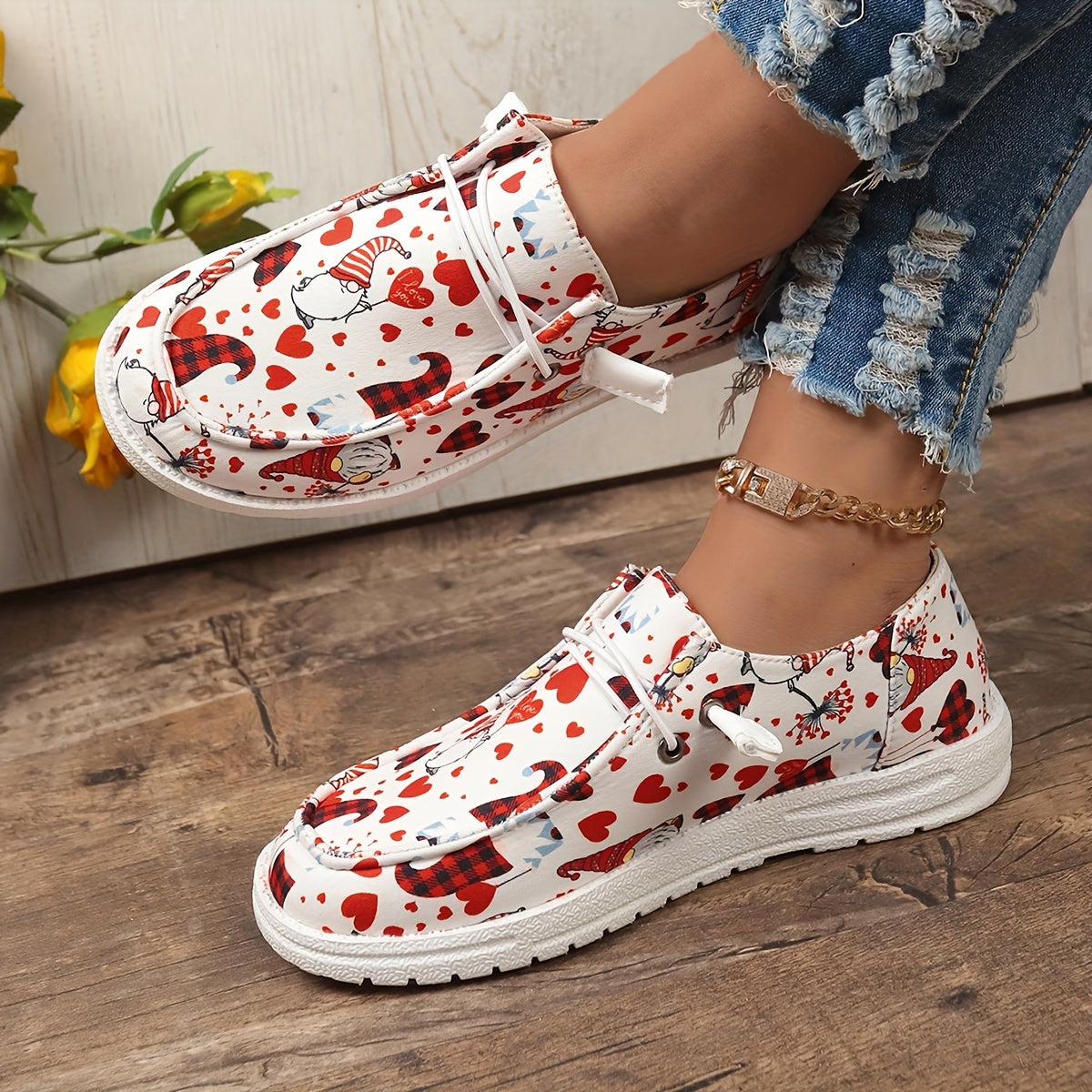 Women's Dwarf & Heart Pattern Skate Shoes
