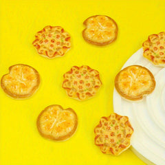 2pcs Mini Simulated Pizza Decorations Resin Mini Pizzas for DIY Kitchen Scene