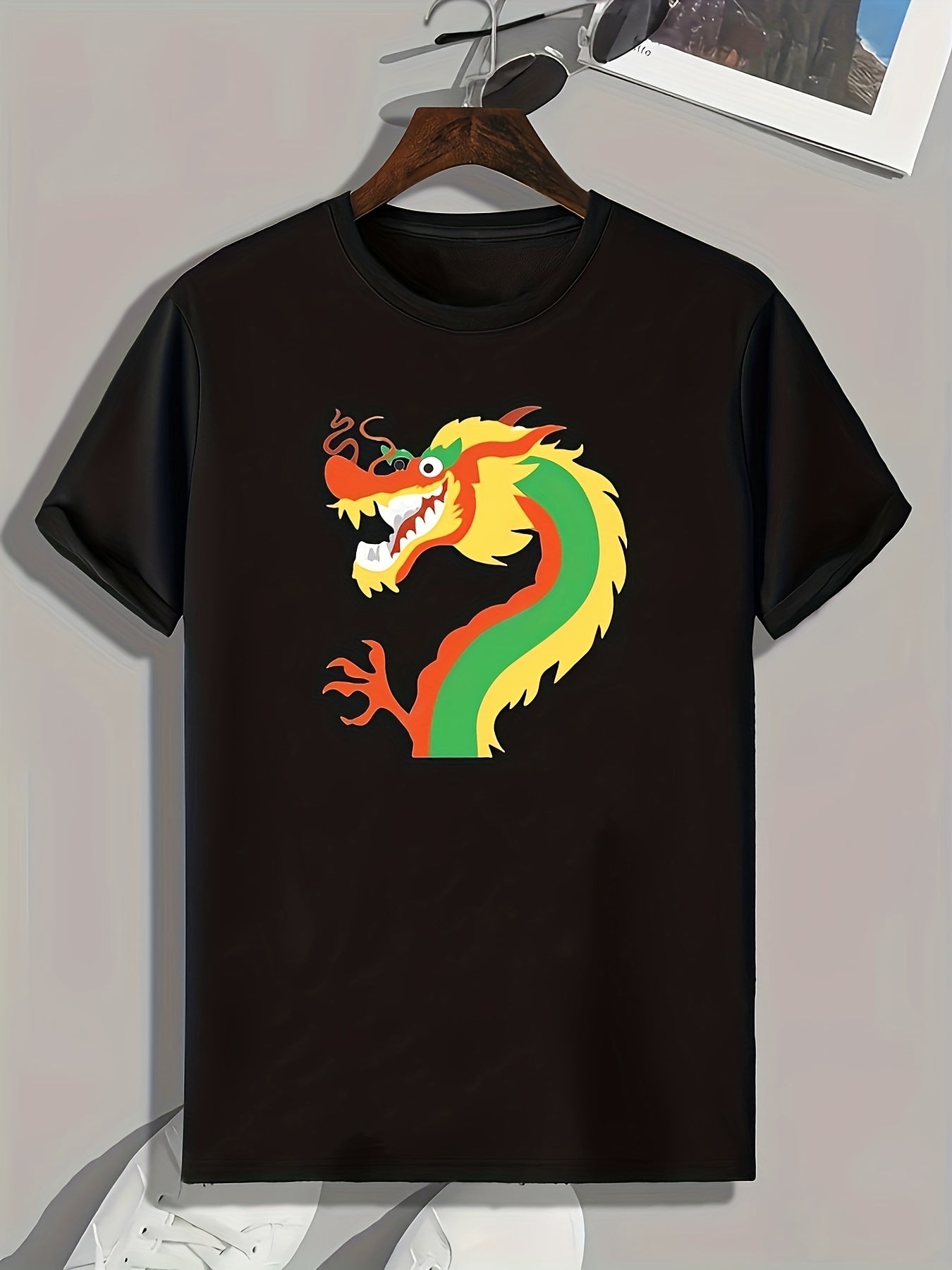 Dragon Pattern Print Men's Sports T-shirt