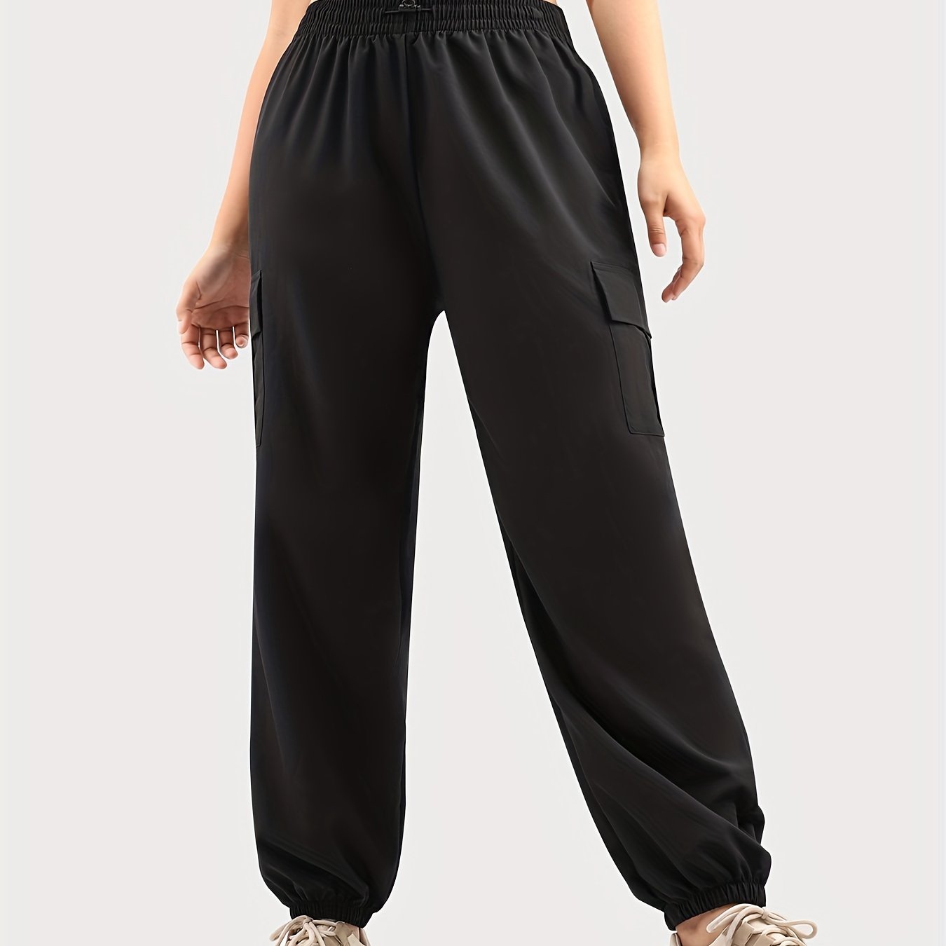 Women's Lightweight Quick Drying Jogging Pants with Pockets