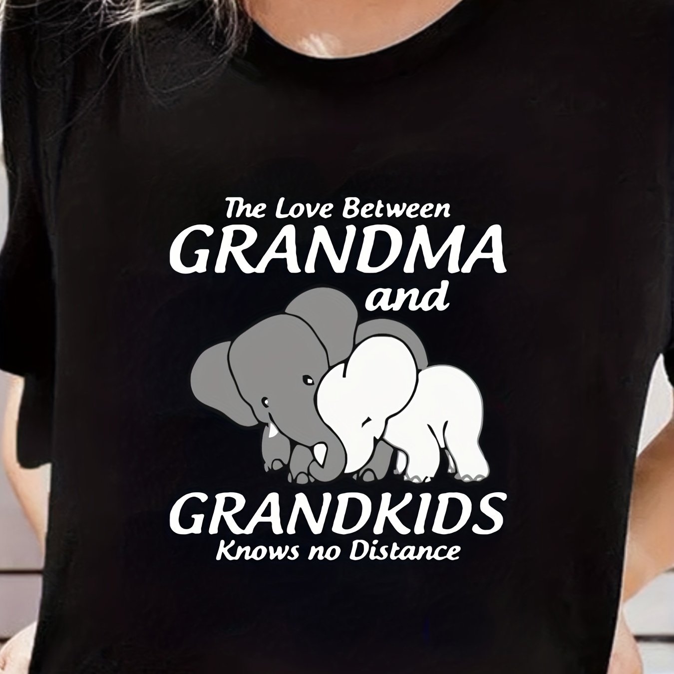 Elephant Print Short Sleeved T-Shirt Women's Sweatshirt