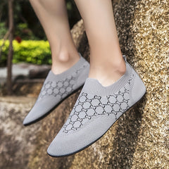 Unisex Lightweight Water Shoes Sock Shoes For Walking