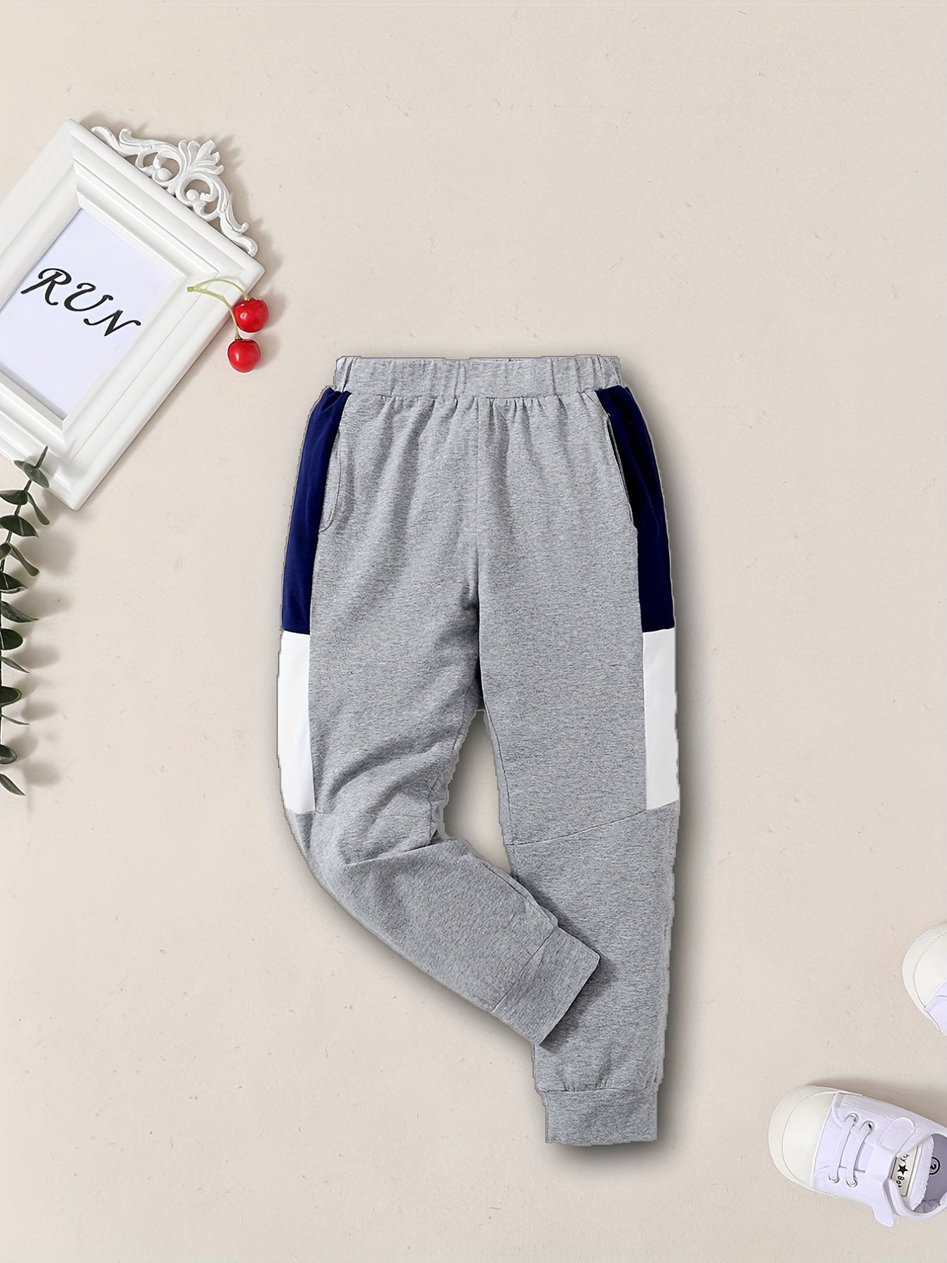 Boys Cotton Three English Printed Sportswear Trousers