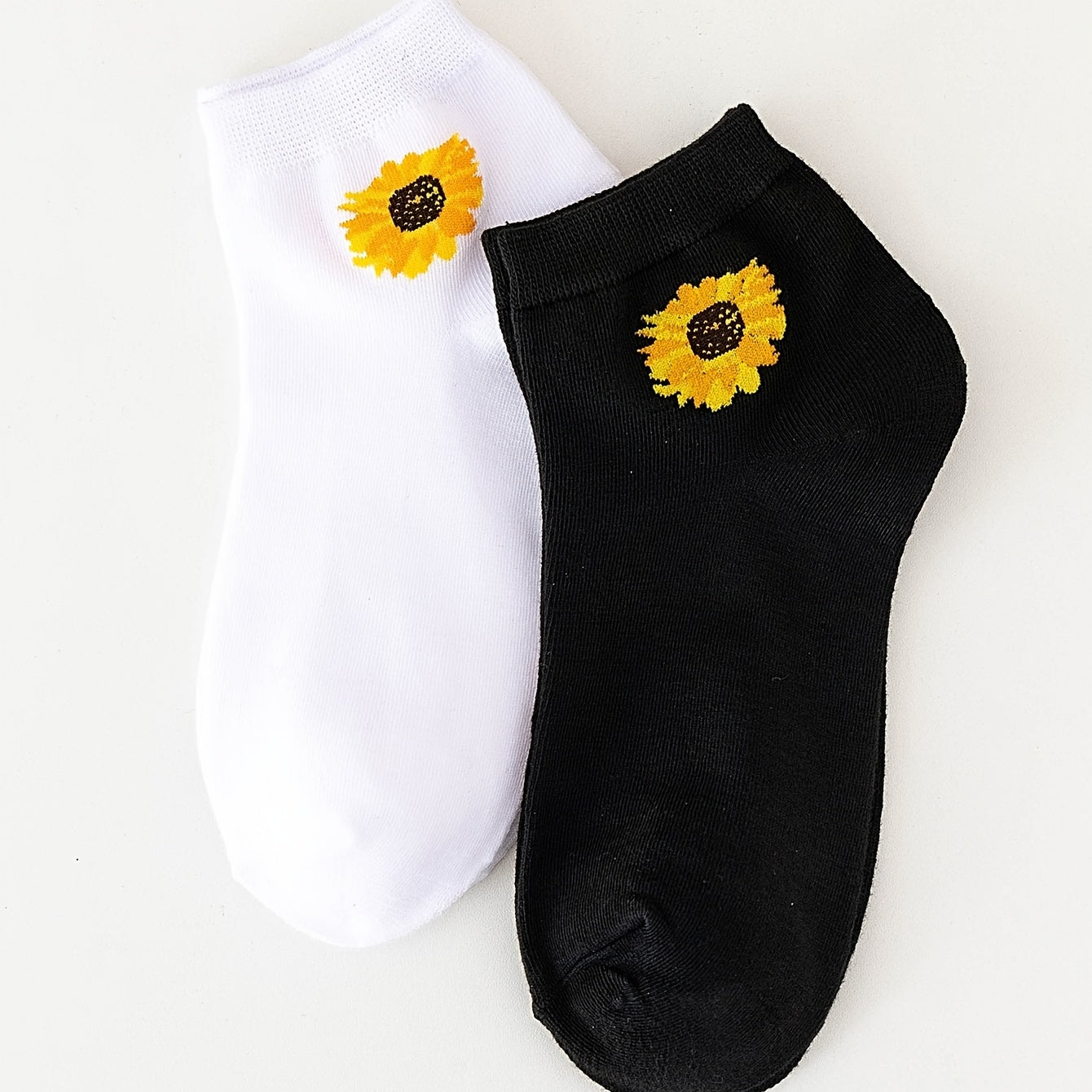 2 Pairs Sunflower Pattern Short Socks Cozy Ankle Socks Women's Stockings