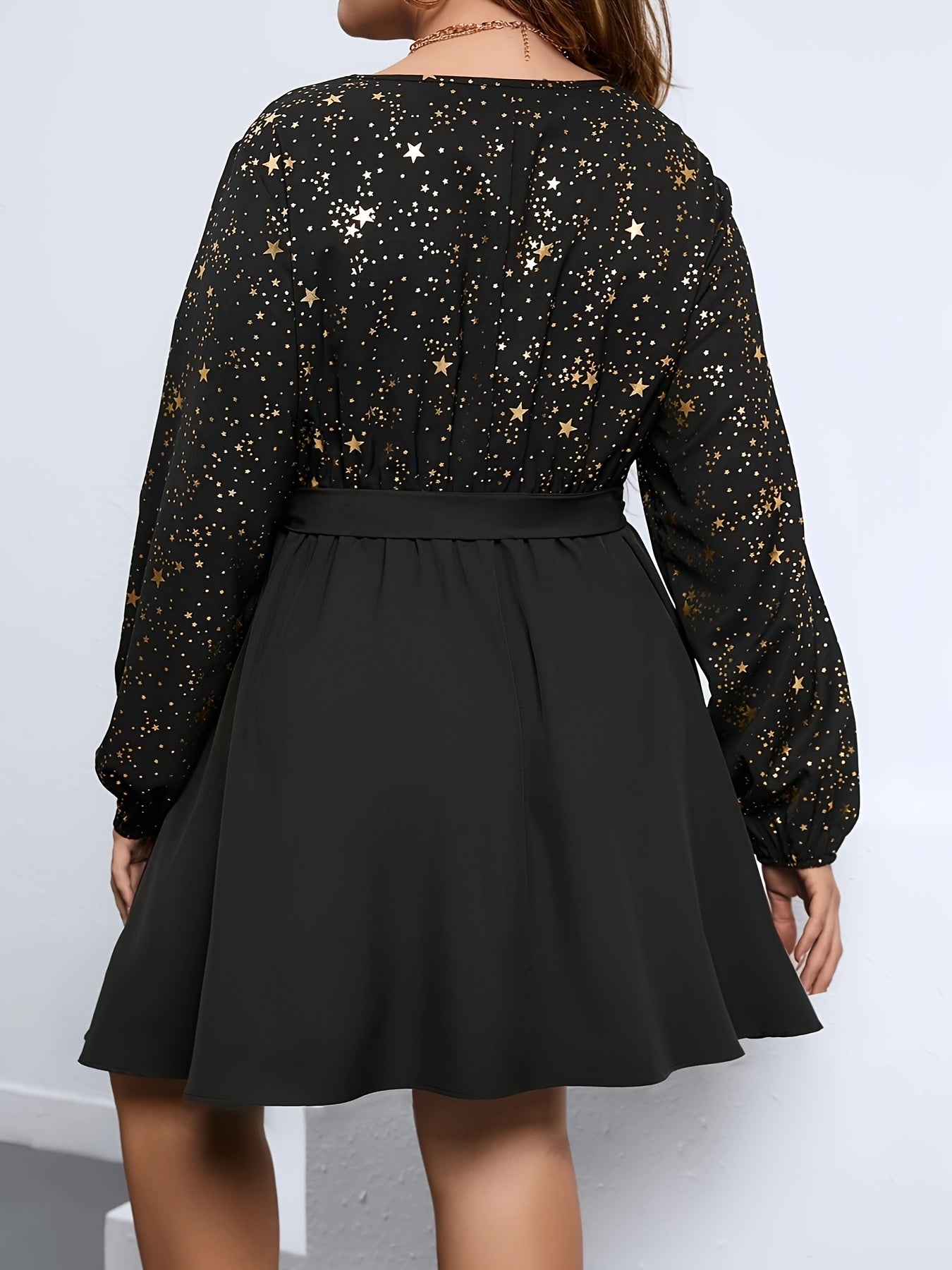 Star Print Long Sleeve V Neck Mini Dress With Belt