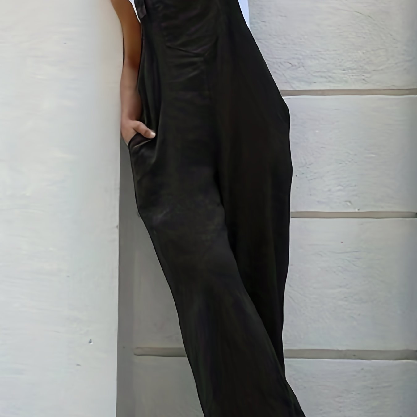 Solid Wide Leg Jumpsuit With Pockets