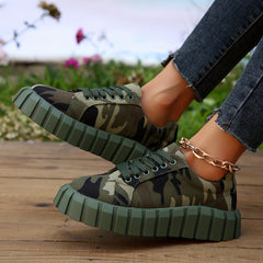 Women's Camo Flatform Sneakers Lace Up Low Round Toe Biscuit Bottom Shoes