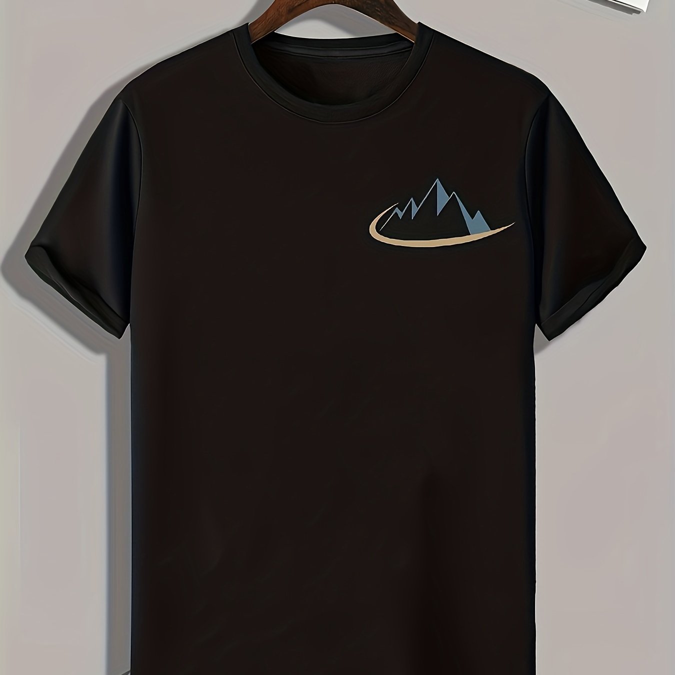 Mountain Print Men's Comfy T shirt - Outdoor Summer Tee
