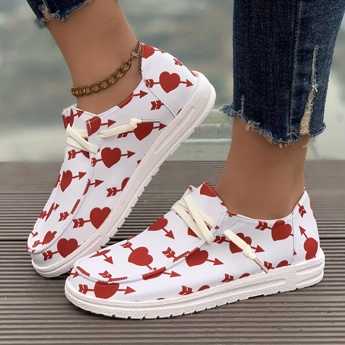 Women's Heart Pattern Skate Shoes Flat Casual Canvas Sneakers