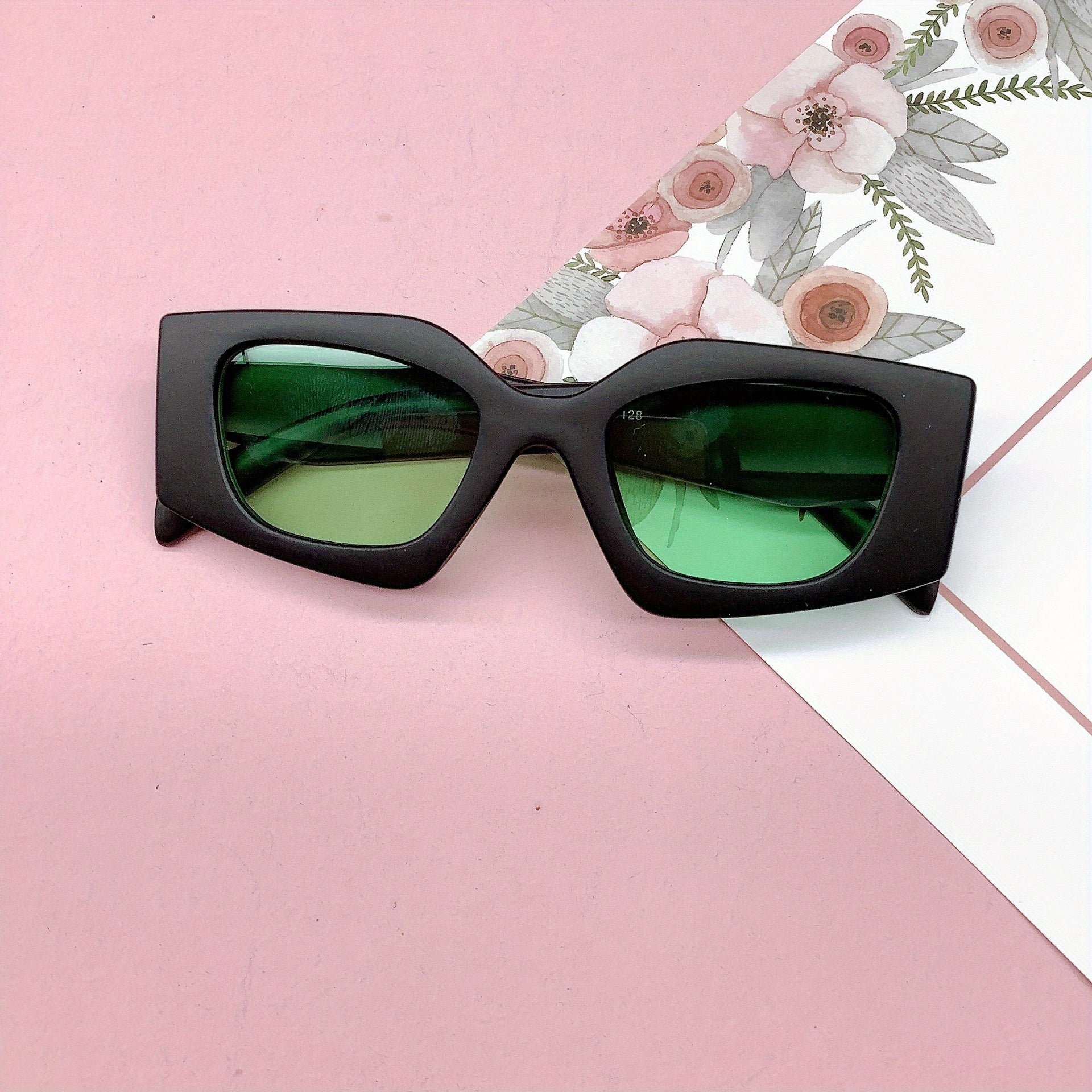 Girl's Retro Thick Frame Circular Sunglasses UV Resistant