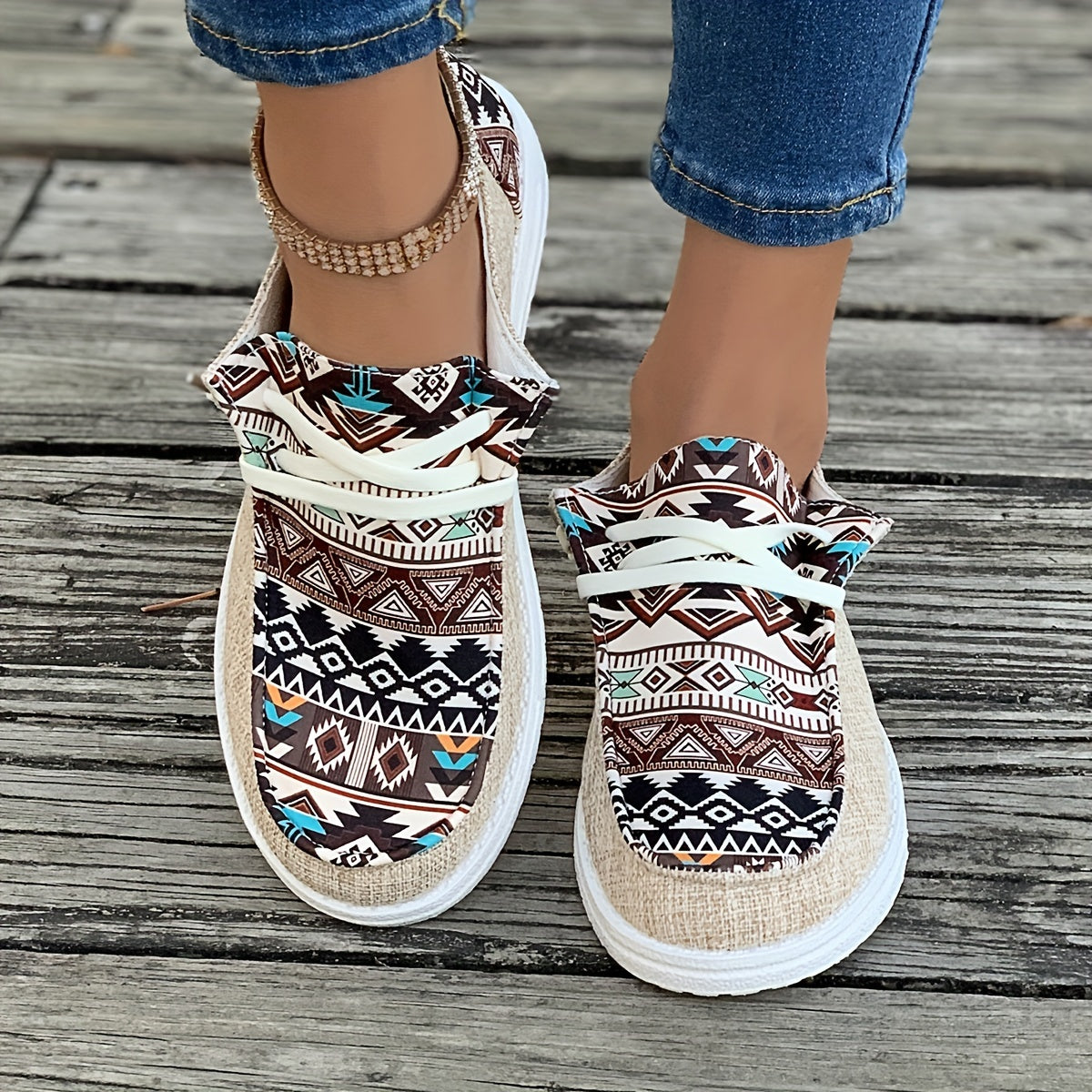 Geometric Print Flat Shoes Retro Slip On Casual Lightweight Soft Walking Shoes