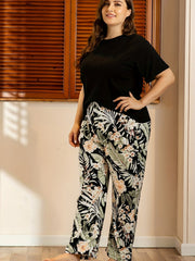 Floral Print Plus Size Pajama Set, Short Sleeve Top & Pants, 2 Piece
