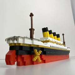 Deluxe Cruise Building Blocks Classic Boat Model Stylish Desktop Decoration