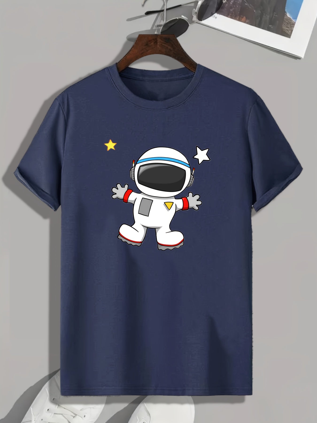 Cartoon Astronaut Graphic T-shirt for Men