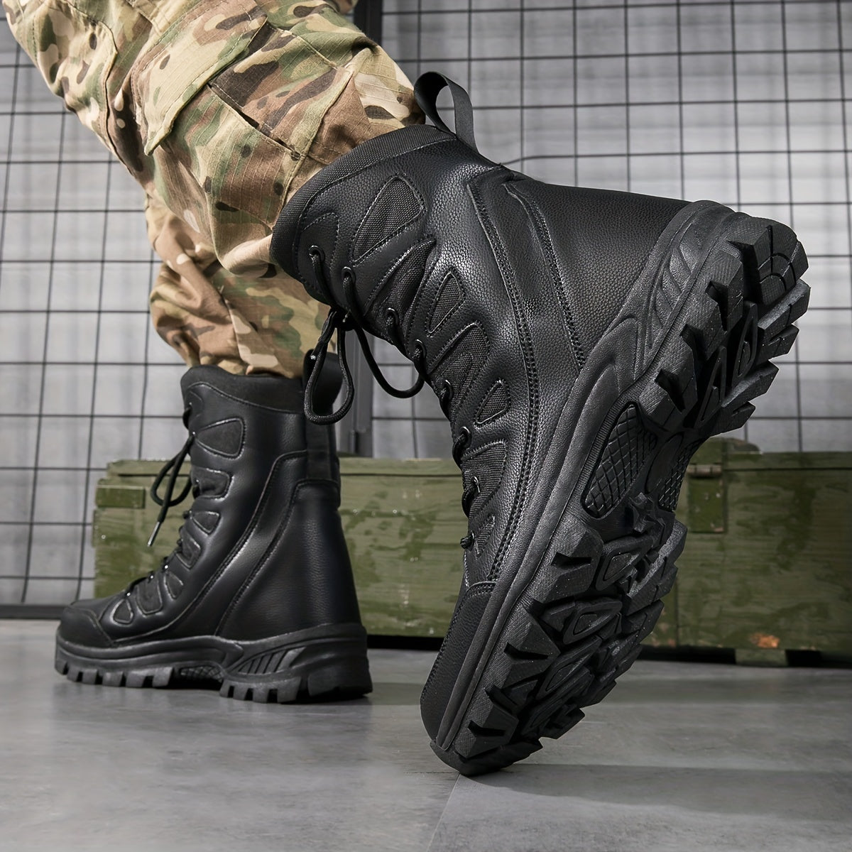 Men’s High Top Tactical Work Boots Non Slip Durable Outdoor Hiking Shoes