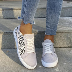 Leopard Print Skate Shoes Lace Up Low Top Canvas Sneakers