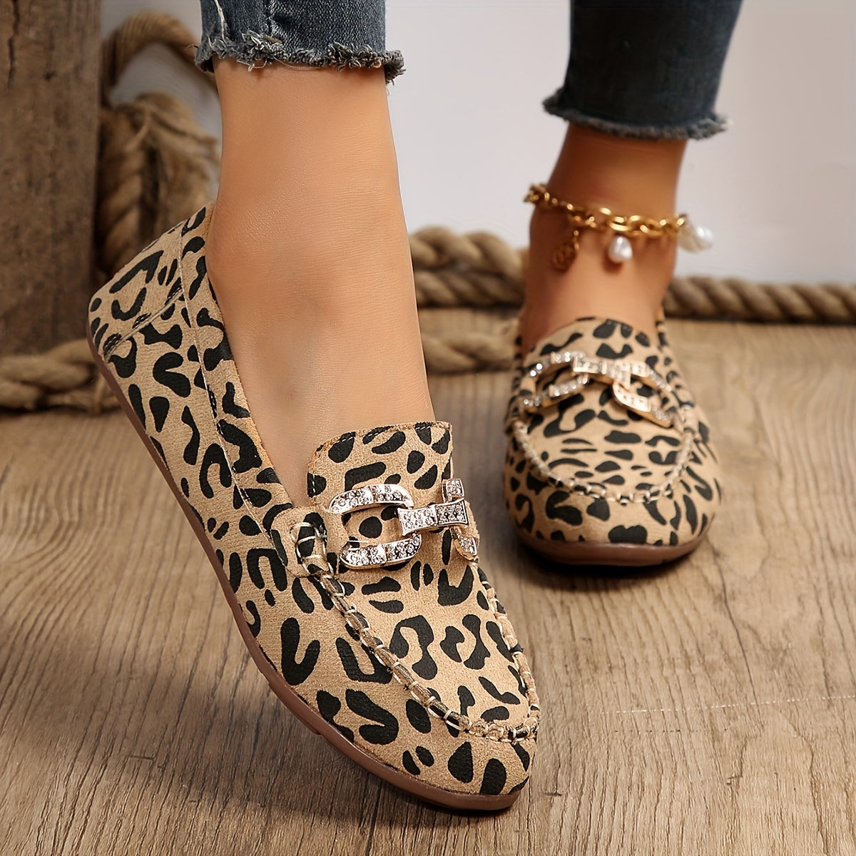 Leopard Print Flat Shoes Rhinestone Buckle Slip On Lightweight Walking Shoes