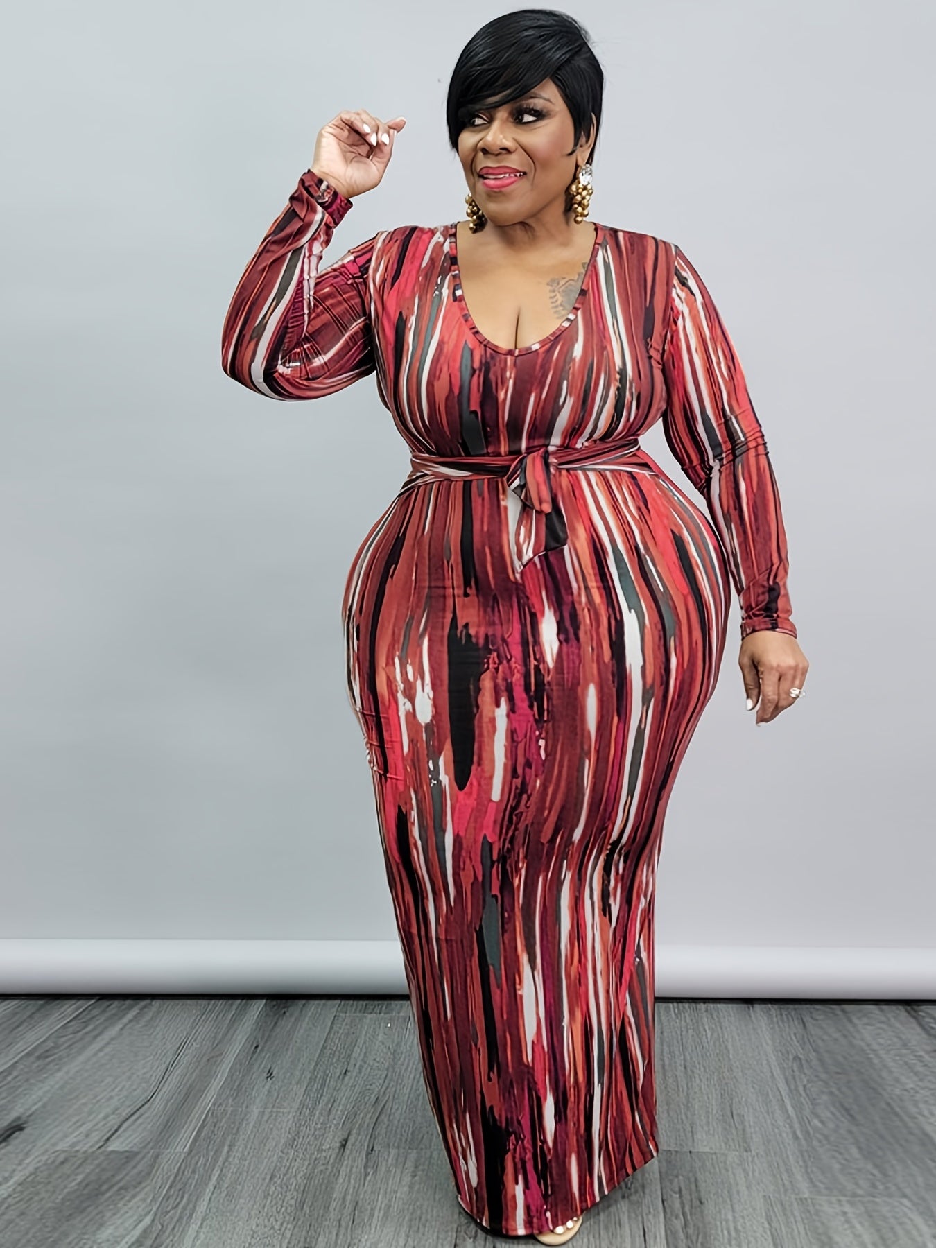 Long Sleeve Bodycon Dress with Belted Print
