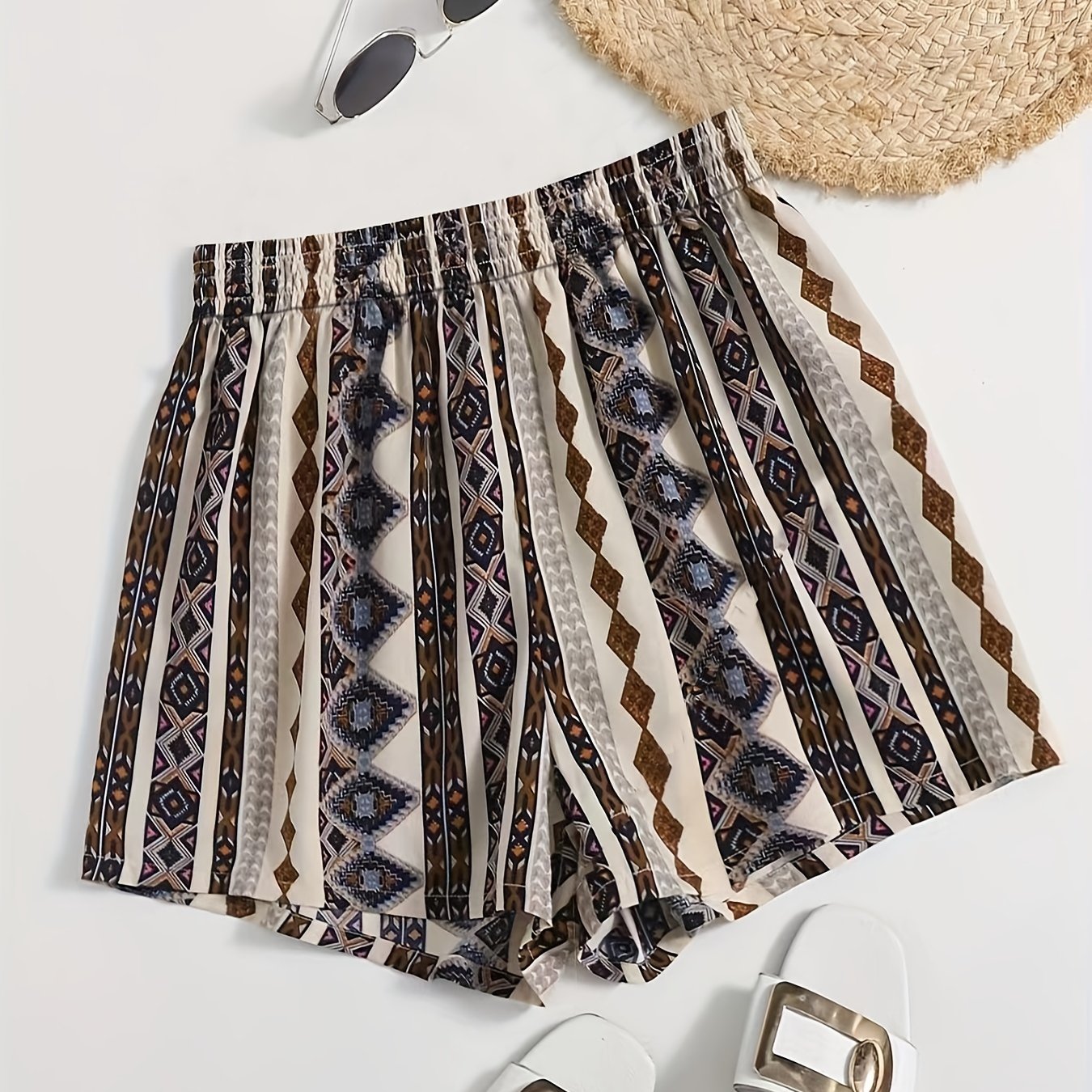 Graphic Print Smocked Waist Shorts Summer Vacation Wear