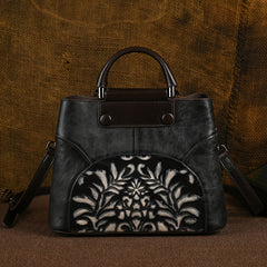 Vintage Embossed Women's Handbag - Fashionable & Spacious Shoulder Bag