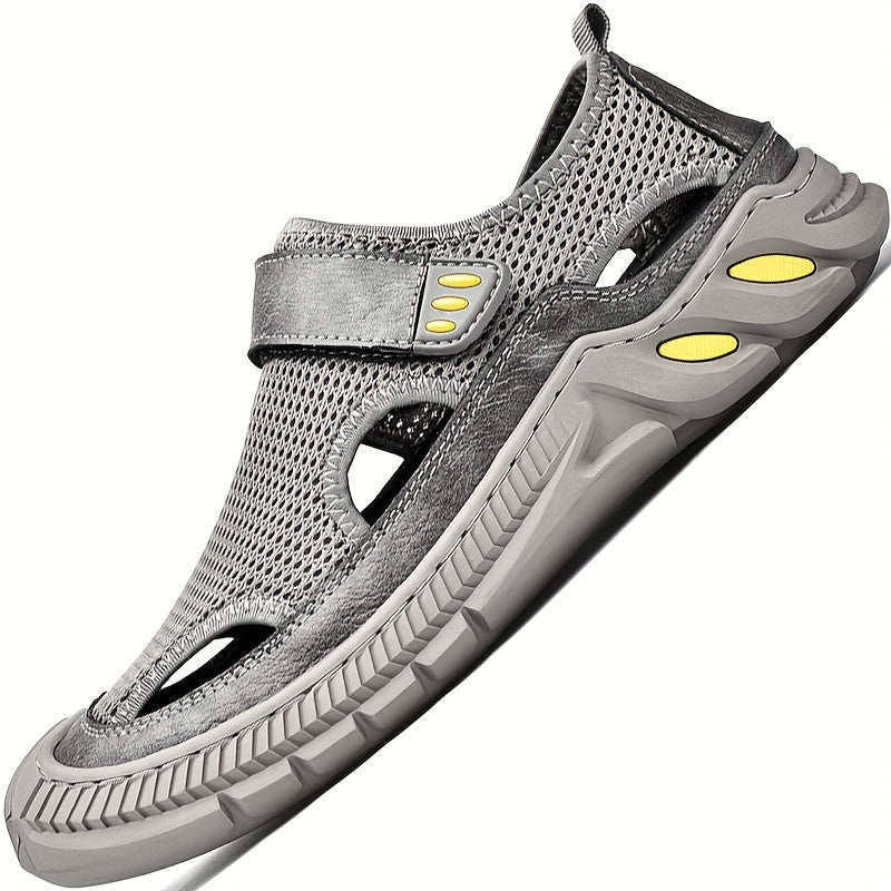 Men's Closed Toe Sandals Breathable Non Slip Beach Shoes