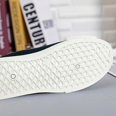 Men's Canvas Sneakers Lace up Casual Walking Shoes