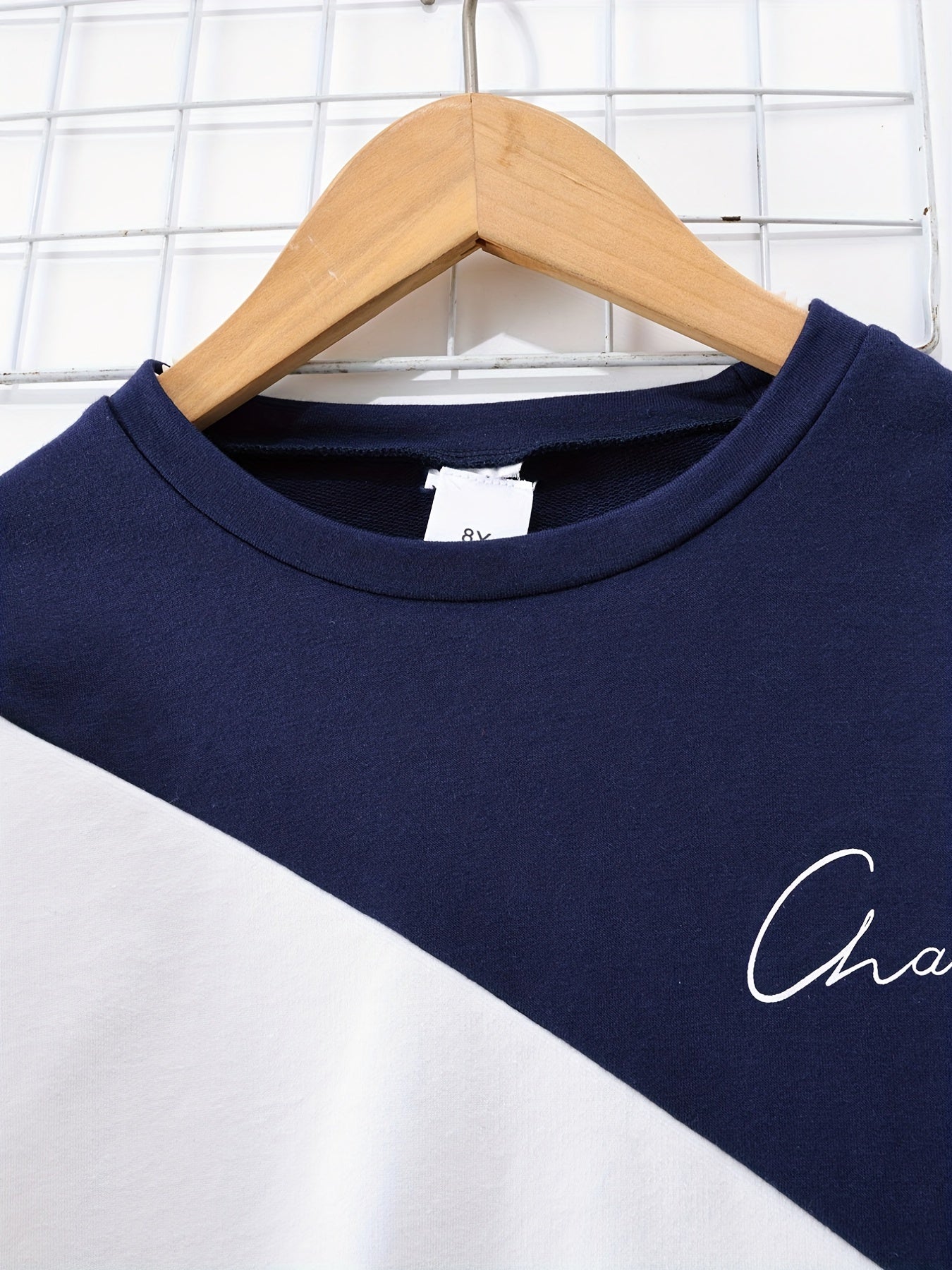Boys Stylish Block CHANGE Letter Print Sweatshirt