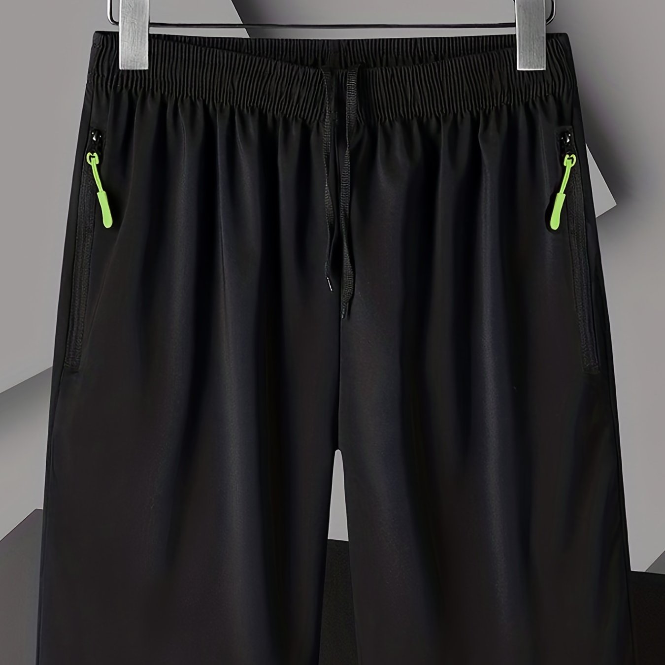 Men's Elastic Waist Drawstring Shorts Zipper Pockets Gym Workout Training