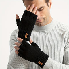 Knitted Touch Screen Gloves for Winter Activities