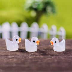 10pcs Luminous Duckling Doll Garden Statue Resin Ornament