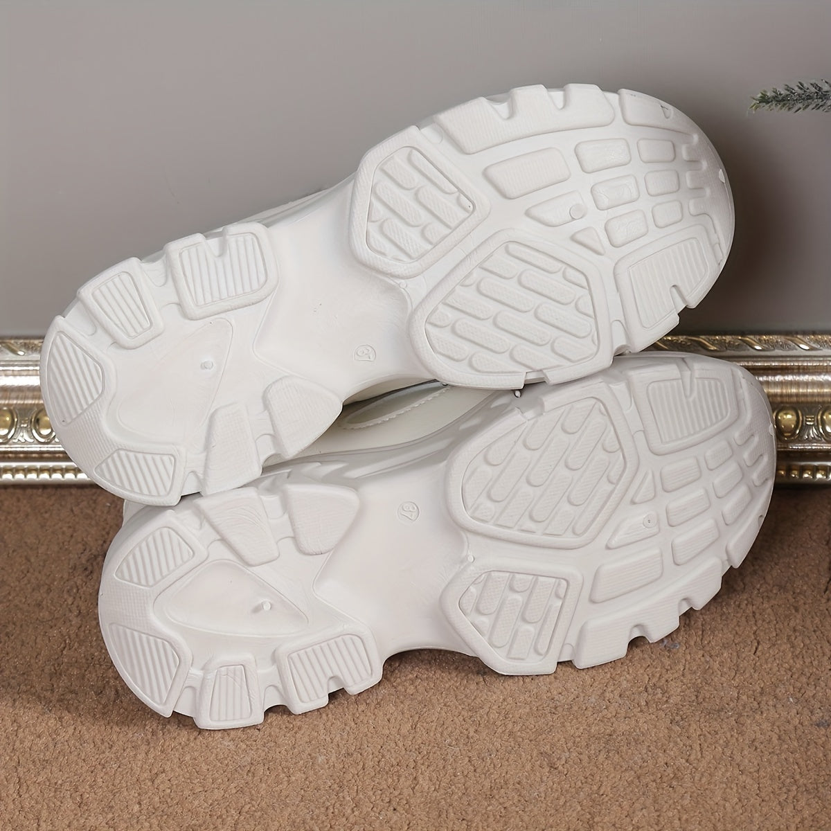 Thick Sole Running Shoes Wear Resistance Non Slip Sneakers
