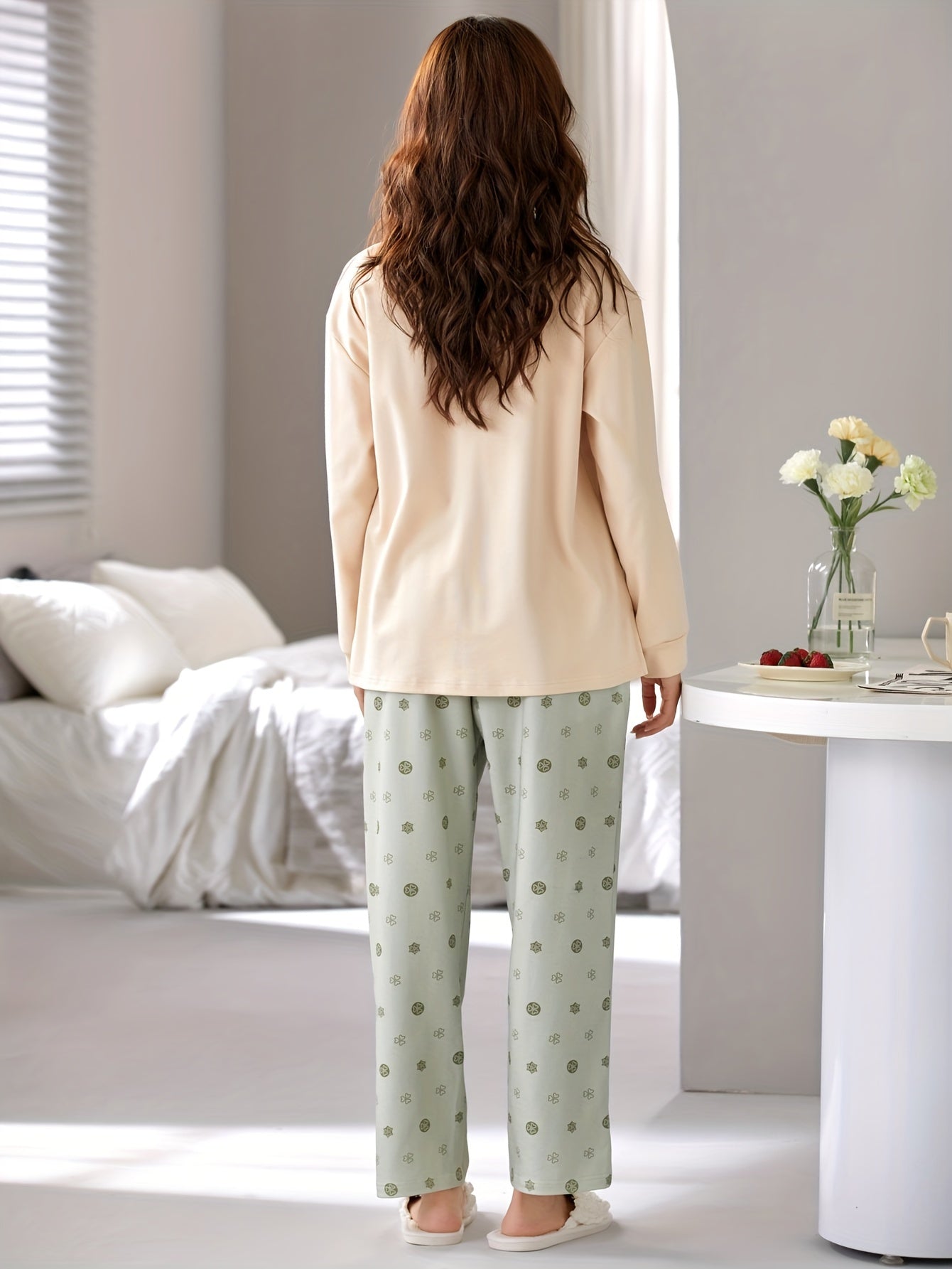 Bunny Print Lounge Set Long Sleeve Top & Pants Women's Sleepwear