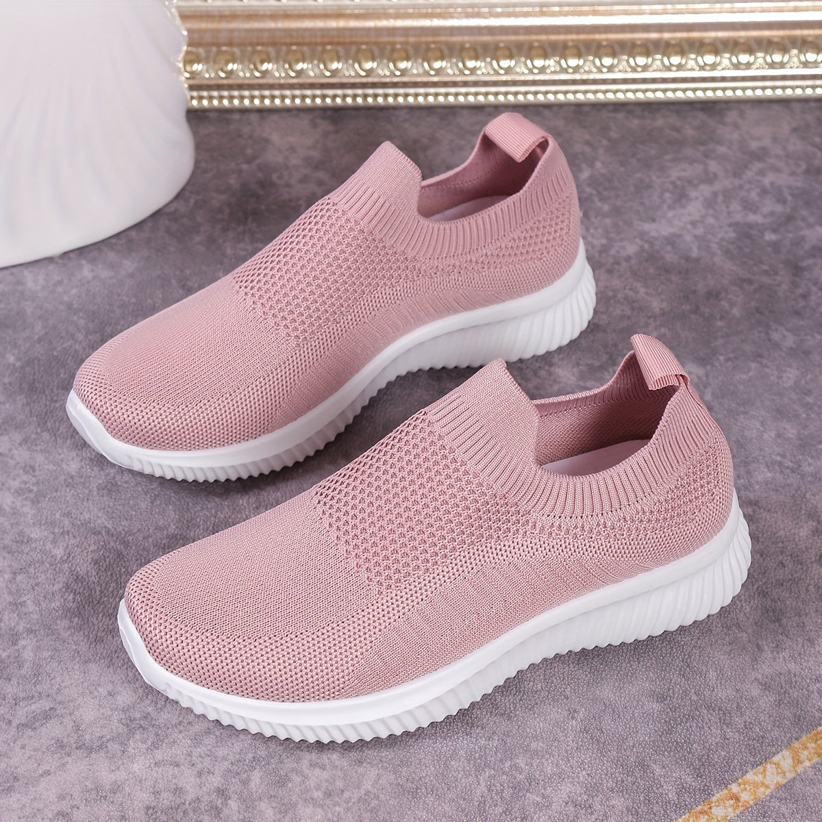Mesh Breathable Low Top Sneakers Running Shoes Women's Footwear