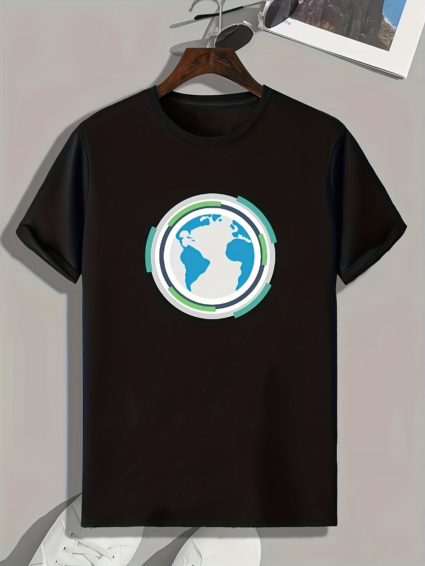 Earth Pattern Print Men's Sports T-shirt Fitness Activitie Tee