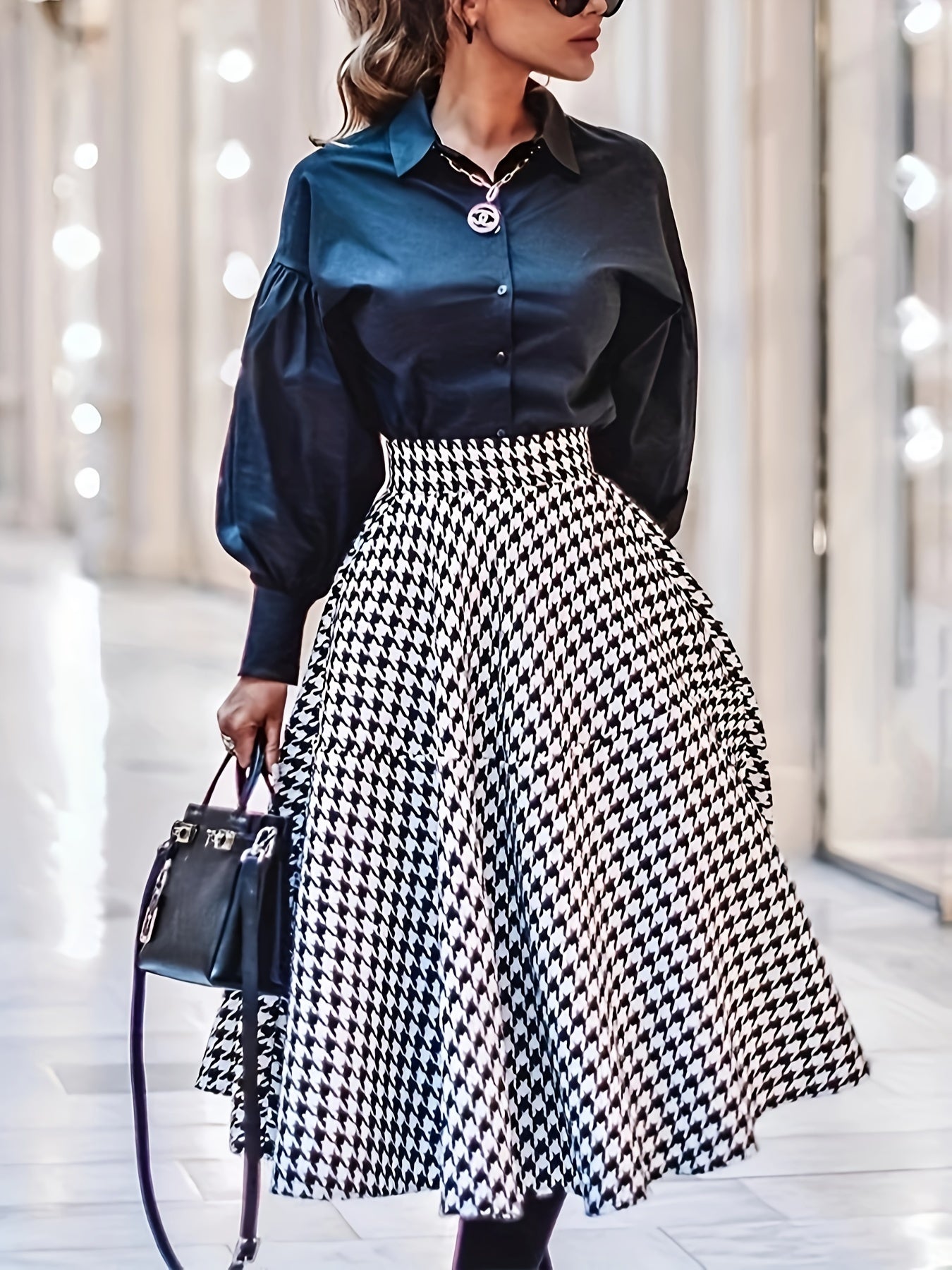 Women's Plus Houndstooth Print High Rise Swing A line Midi Skirt