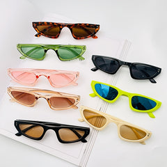Retro Triangle Cat Eye Sunglasses Black