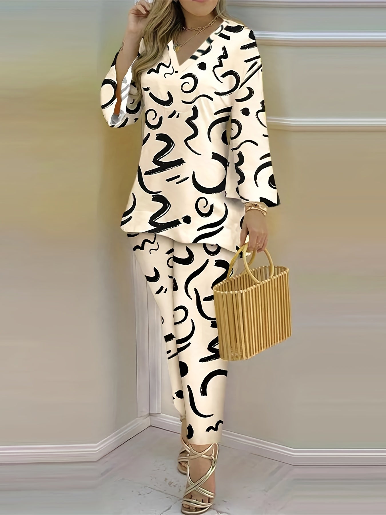 Graphic Print Casual Two Piece Set V Neck Flared Sleeve Tops & Pants