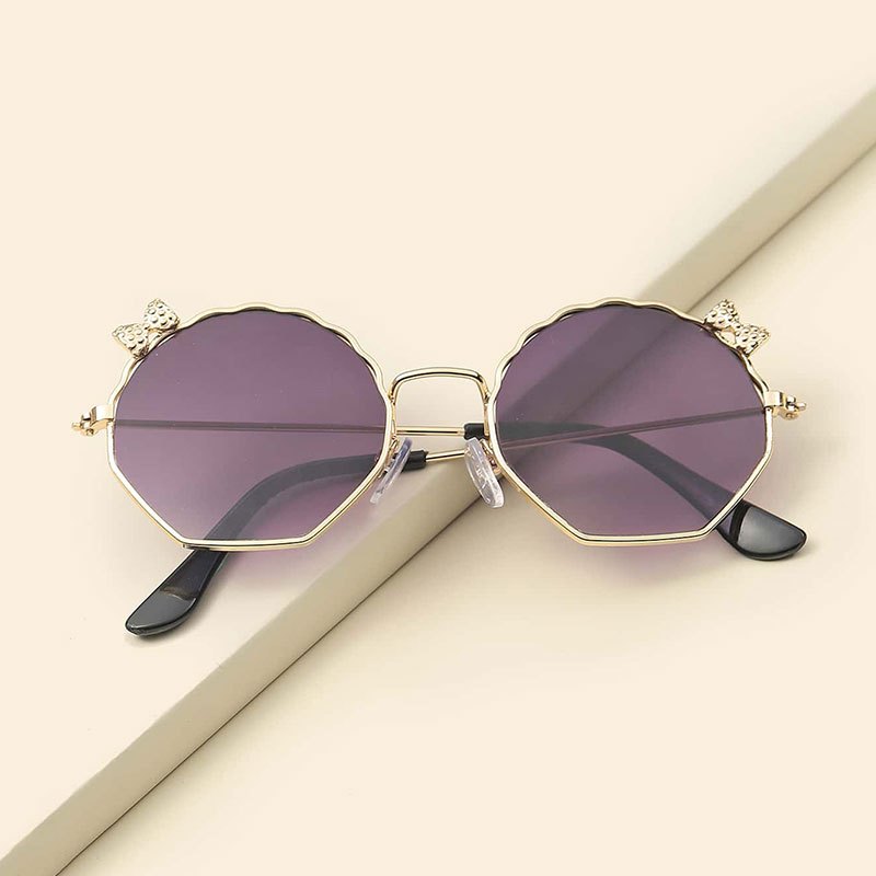 Kids Vintage Bow Shell Shape Sunglasses With Case