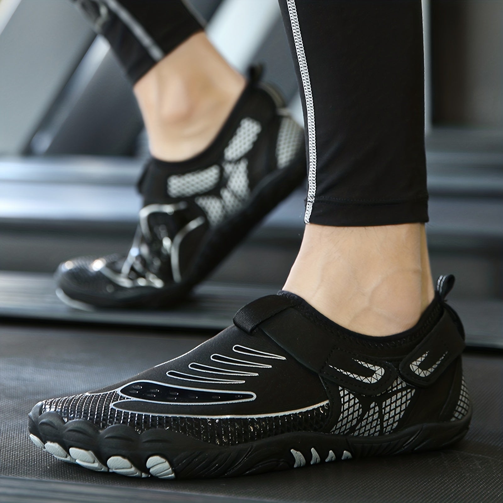 Women's Breathable Water Shoes Non Slip Quick Drying Barefoot Shoes