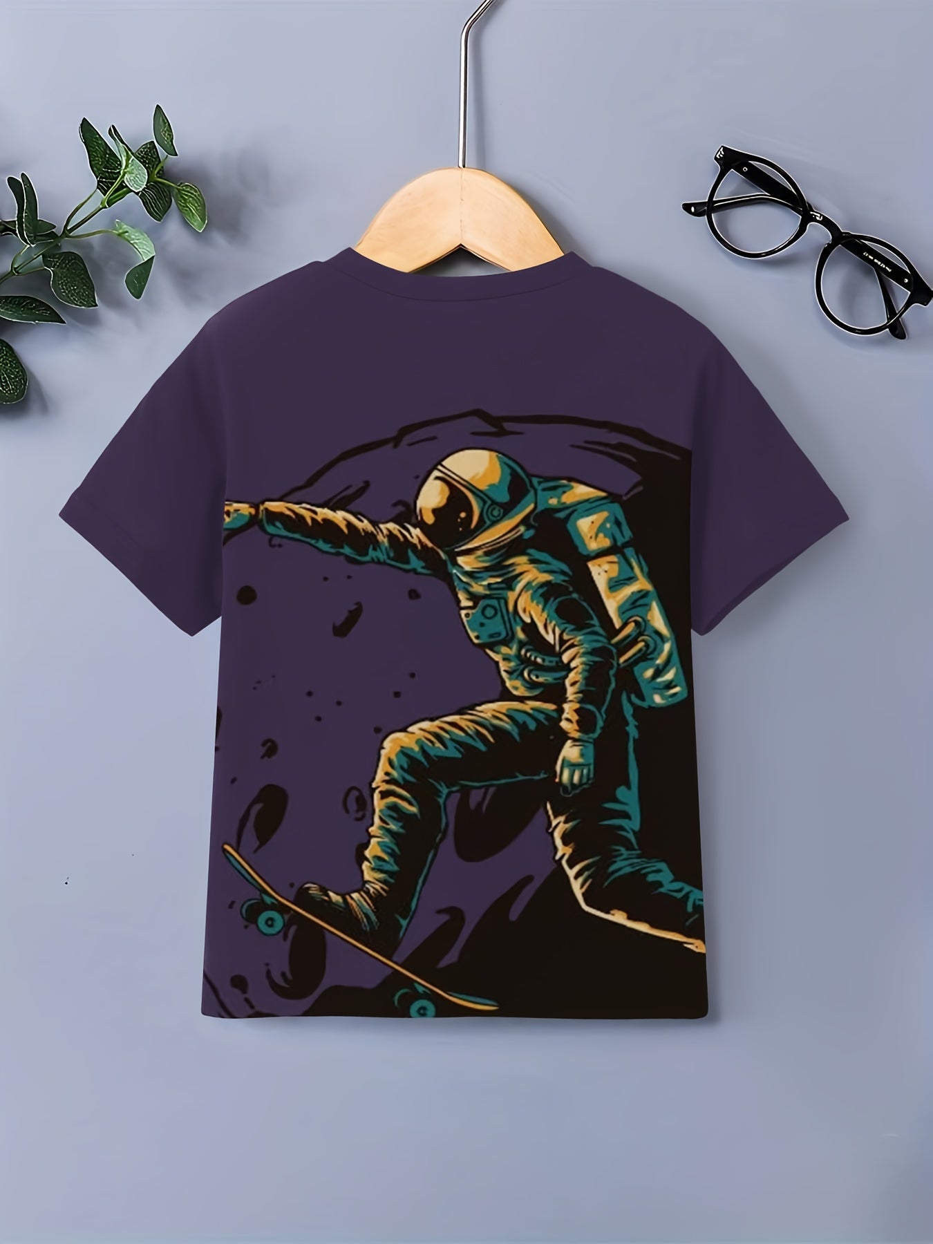 Astronaut Skateboard Print Boy's T-Shirt