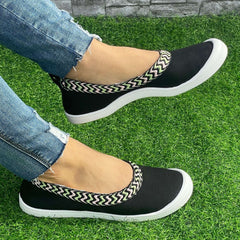Women's Slip On Flat Shoes Lightweight Comfortable Walking Shoes