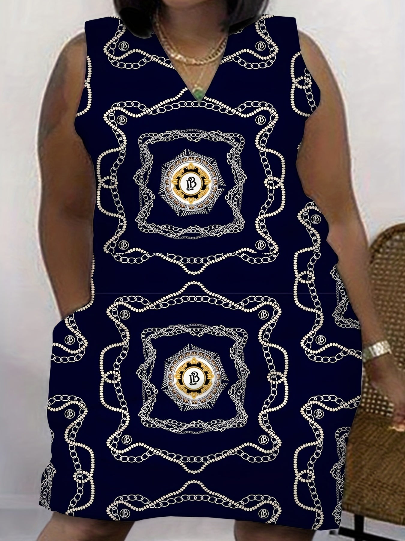 Plus Size Graphic Print V Neck Tank Dress With Pockets