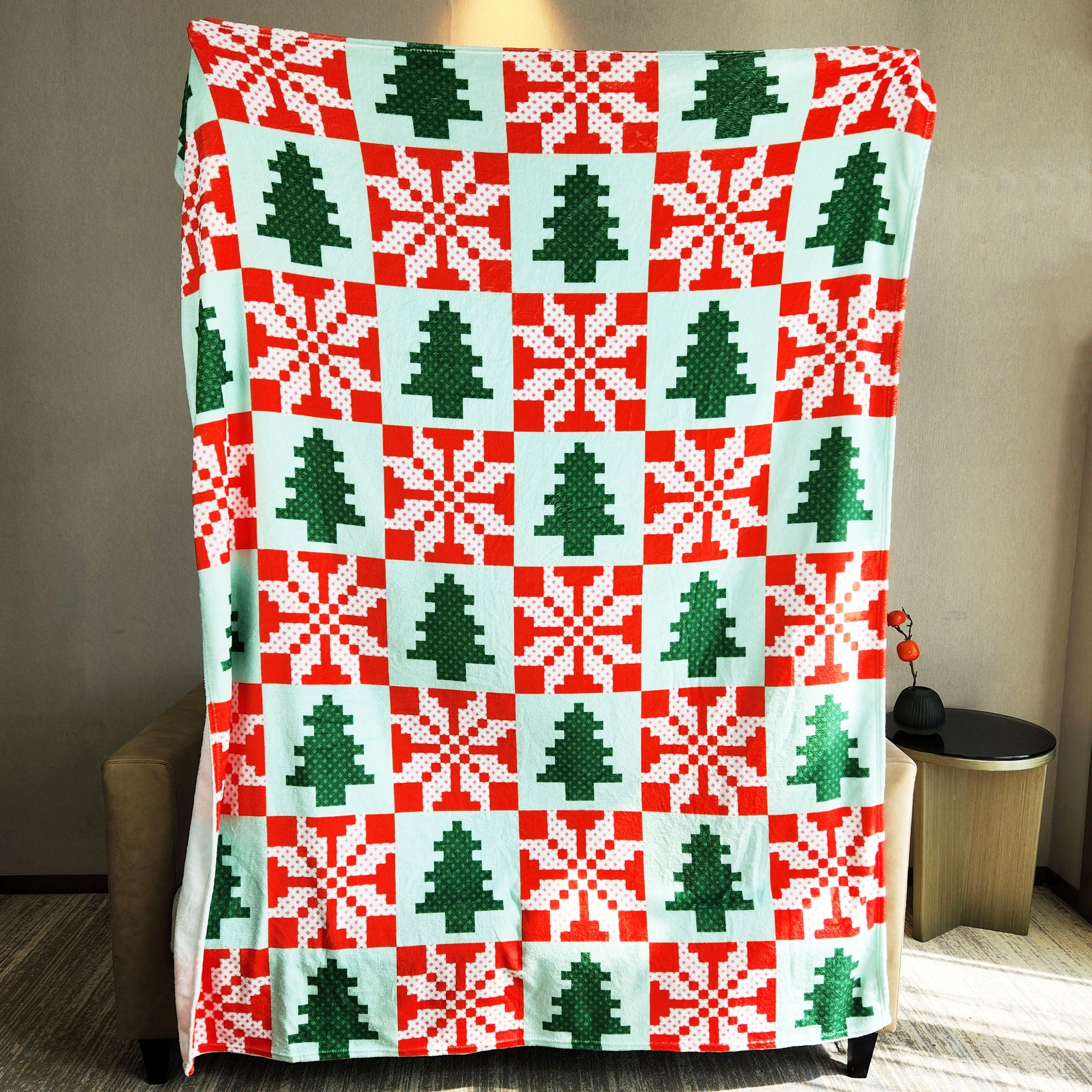 Cozy Christmas Pattern Blanket for Camping & Home Use