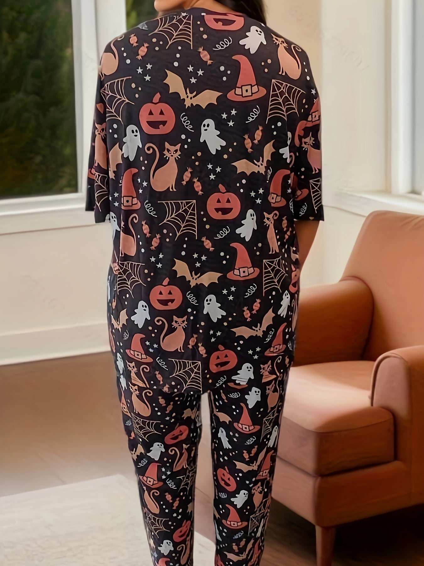 Halloween Loungewear Ghost & Pumpkin Print Tee & Pants Pajama Set