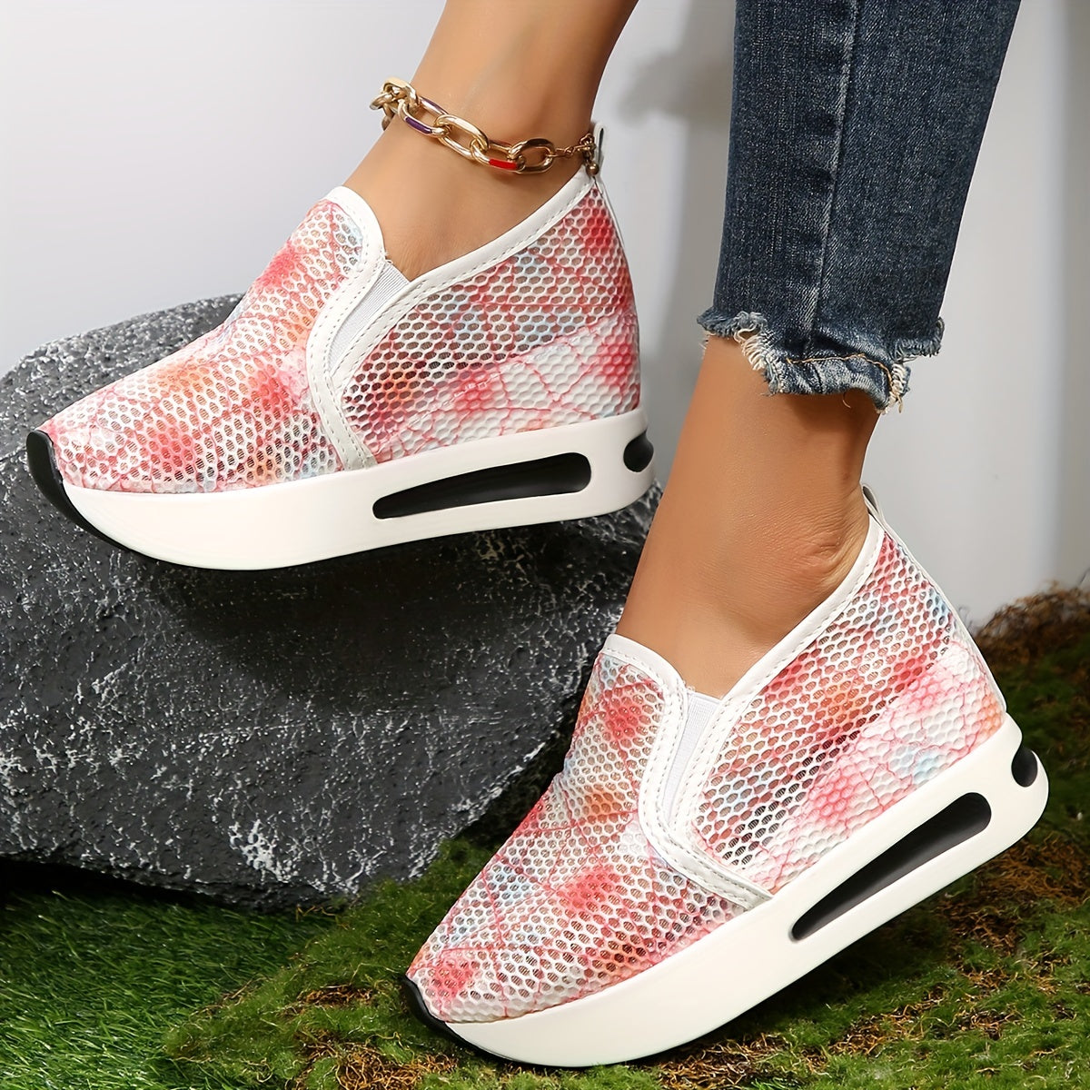 Women's Spider Web Pattern Wedge Sneakers Mesh Slip On Walking Shoes