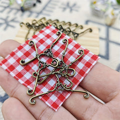 Dollhouse Furniture Props Metal Clothes Hanger Home Scene Accessories