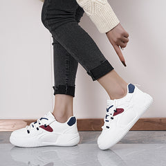 Women's Soft Sole Lace-Up Skate Shoes Lightweight Sneakers