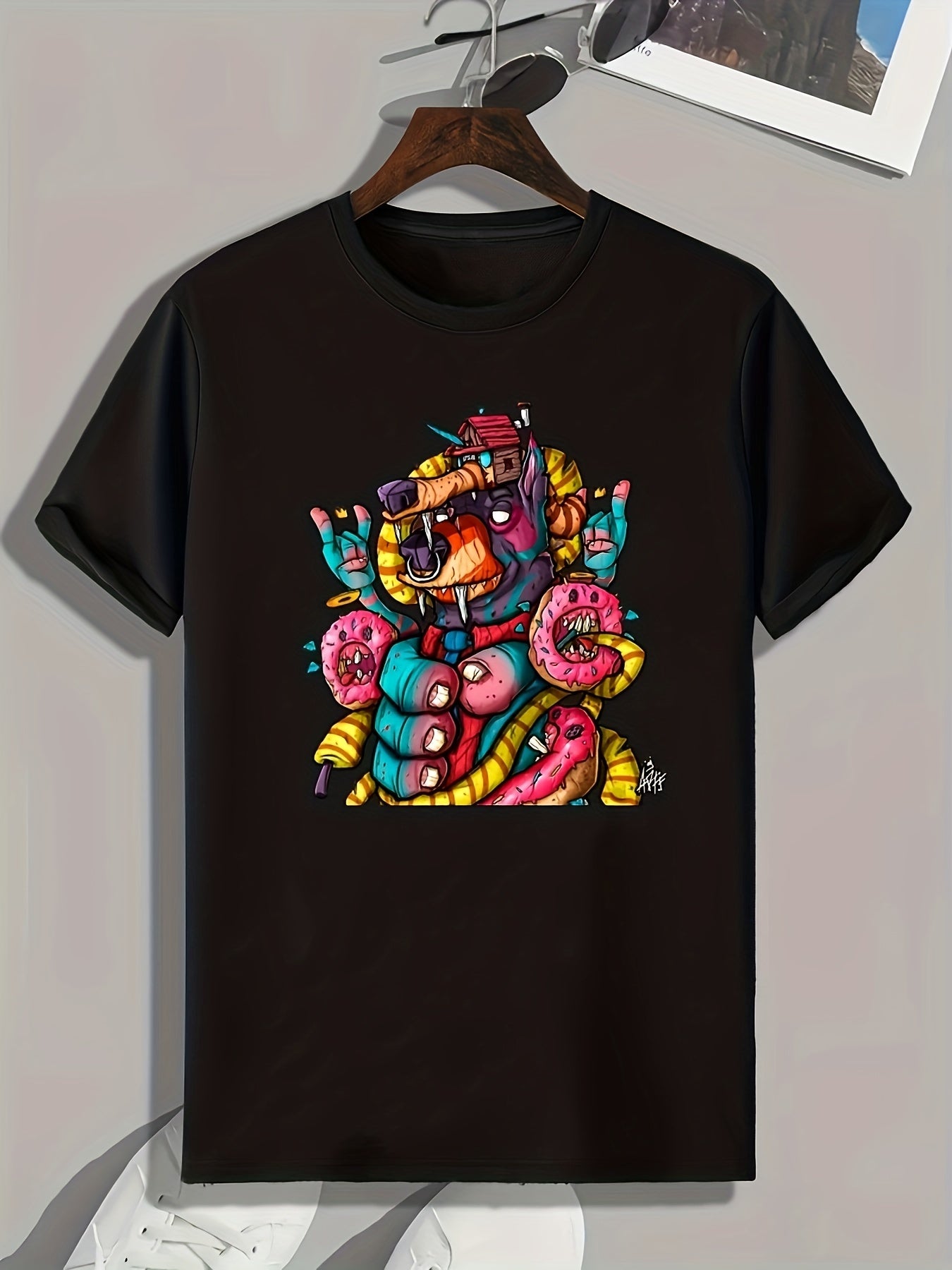 Graffiti Cartoon Print Men's Graphic T-shirt for Summer