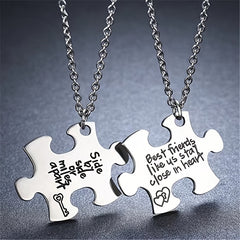 Bestie Gift Keychain Pendant for Car Keys Backpacks Wallets